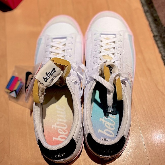 Nike Blazer Low '77 VNTG BT Sneaker Size 11 Men's NWT UNISEX Size 12.5 Woman's - Picture 13 of 16